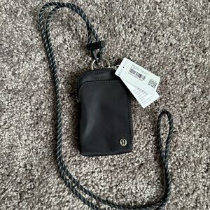 Lululemon Wearable Card Case